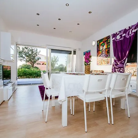 Boutique Nirvana Apartman Košljun